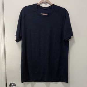 LULULEMON METAL VENT TECH SURGE SHORT SLEEVE SIZE XL IN NÁUTICA NAVY/BLUEPRINT